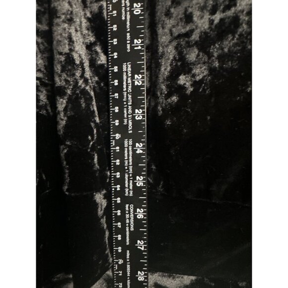 Torrid Women’s 1 Black Velour Feel Sweater Whimsigoth Soft Cozy Comfy Fall Vtg - Picture 4 of 7